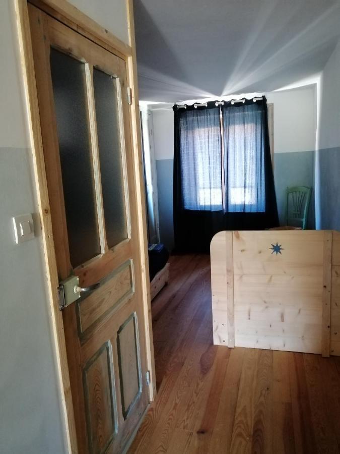File Dans Ta Chambre ! Le Monastier sur Gazeille Экстерьер фото